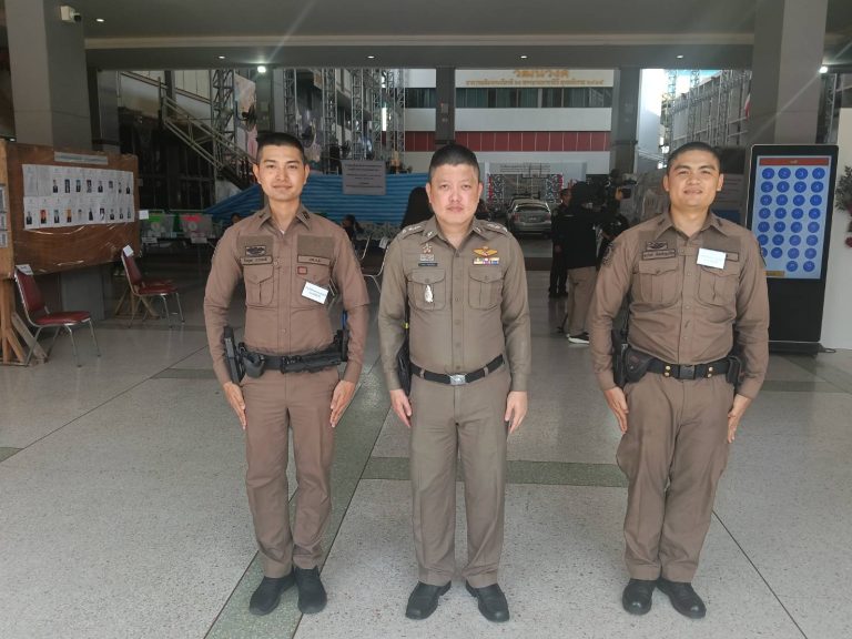 ว.4 ตรวจความเรียบร้อยหน่วยเลือกตั้งในพื้นที่ สน.สำราญราษฎร์